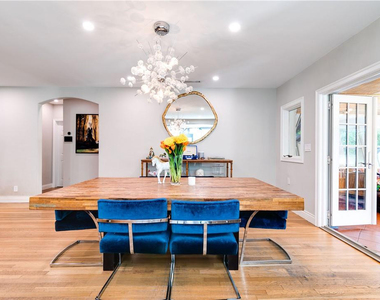 1132 Ne 105th Street - Photo Thumbnail 10