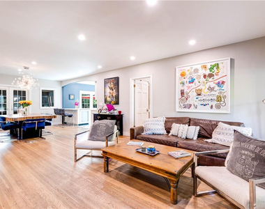 1132 Ne 105th Street - Photo Thumbnail 11
