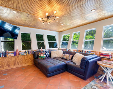 1132 Ne 105th Street - Photo Thumbnail 20