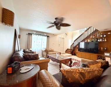 61 Nw 110th Avenue - Photo Thumbnail 33