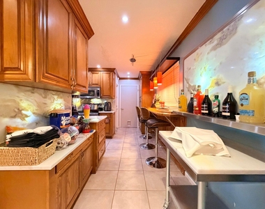 61 Nw 110th Avenue - Photo Thumbnail 12