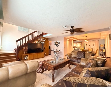 61 Nw 110th Avenue - Photo Thumbnail 32