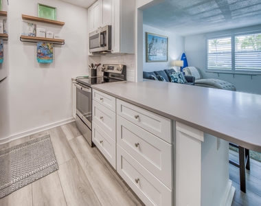 2565 S Ocean Boulevard - Photo Thumbnail 5