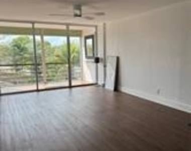 111 Royal Park Drive - Photo Thumbnail 10