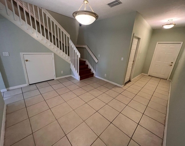 3361 Nw 29th Court - Photo Thumbnail 2