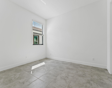 9333 Sw Pepoli Way - Photo Thumbnail 24
