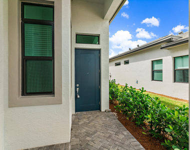 9333 Sw Pepoli Way - Photo Thumbnail 4