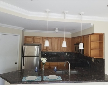 2445 Sw 18th Terrace - Photo Thumbnail 1