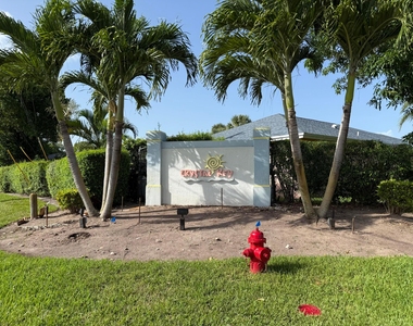 112 Sunset Boulevard - Photo Thumbnail 8