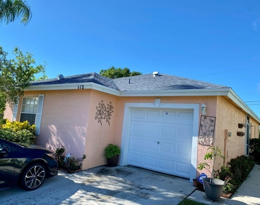 112 Sunset Boulevard - Photo Thumbnail 10