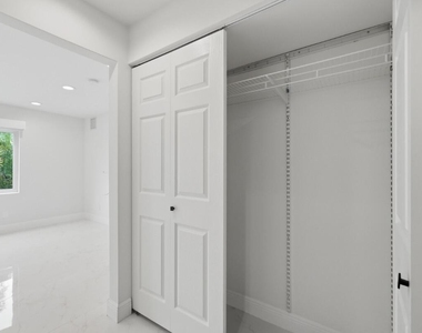 877 Ne 195th Street - Photo Thumbnail 50