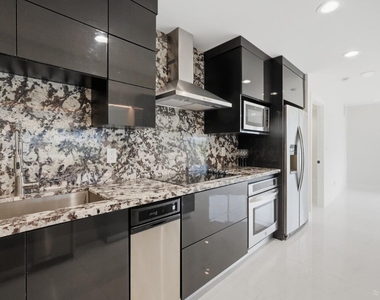 877 Ne 195th Street - Photo Thumbnail 23