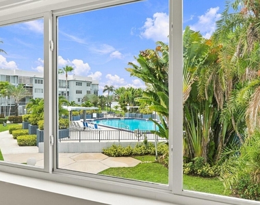 877 Ne 195th Street - Photo Thumbnail 18