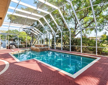 1845 Eagle Trace Boulevard - Photo Thumbnail 37