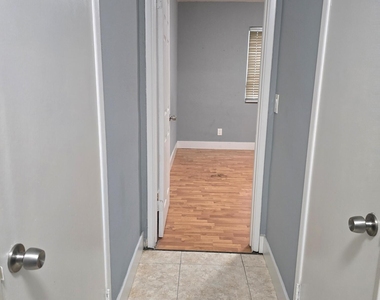 305 Sw 14th Street - Photo Thumbnail 7