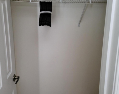 1825 Se Bowie Street - Photo Thumbnail 7