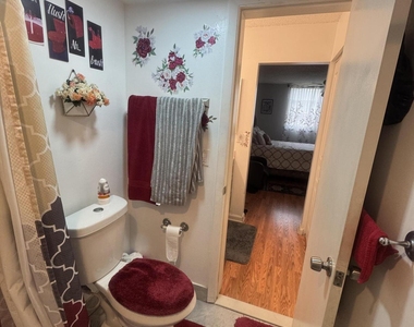 6575 W Oakland Park Boulevard - Photo Thumbnail 18
