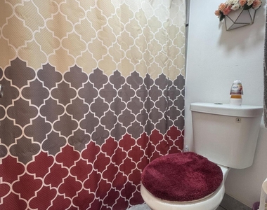 6575 W Oakland Park Boulevard - Photo Thumbnail 10