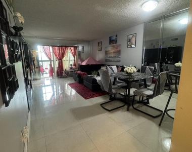 6575 W Oakland Park Boulevard - Photo Thumbnail 8