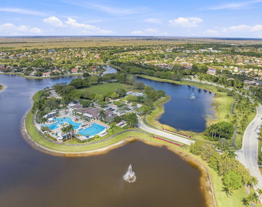 1590 Orion Lane - Photo Thumbnail 14
