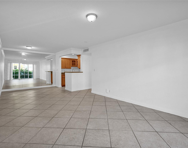 1515 E Broward Boulevard - Photo Thumbnail 10