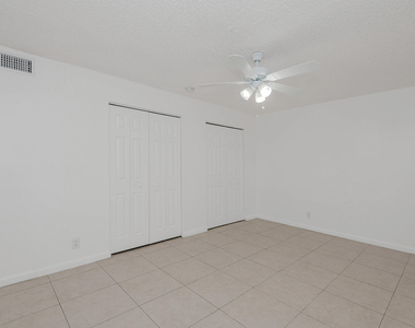8830 W Sample Road - Photo Thumbnail 17