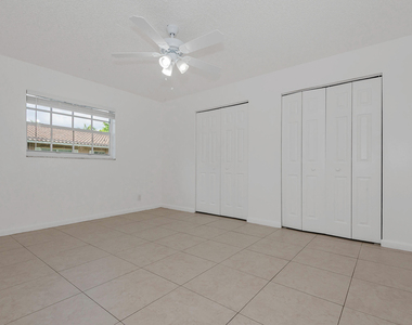 8830 W Sample Road - Photo Thumbnail 20