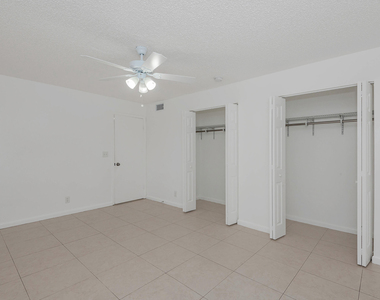 8830 W Sample Road - Photo Thumbnail 18