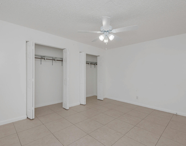 8830 W Sample Road - Photo Thumbnail 22