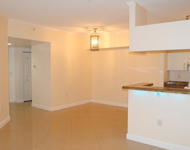 11685 W Atlantic Boulevard - Photo Thumbnail 12