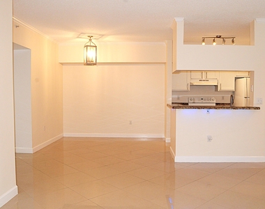11685 W Atlantic Boulevard - Photo Thumbnail 1