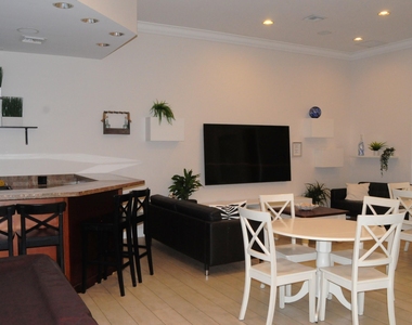 11685 W Atlantic Boulevard - Photo Thumbnail 18
