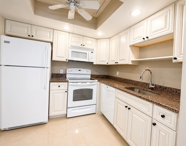 446 Saxony J Way - Photo Thumbnail 3