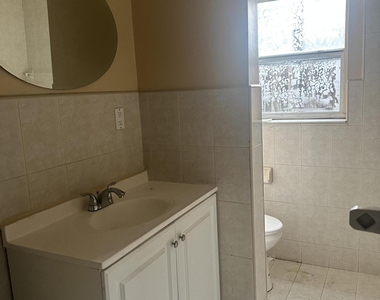 5644 Nw 14th Court - Photo Thumbnail 10
