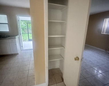 5644 Nw 14th Court - Photo Thumbnail 4