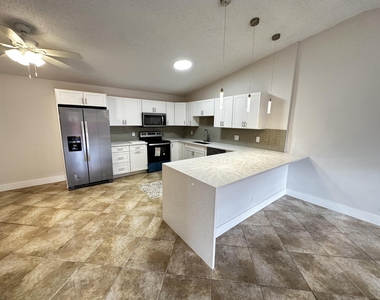 4326 Woodstock Drive - Photo Thumbnail 35