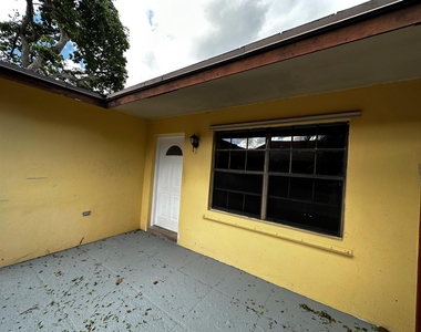 4326 Woodstock Drive - Photo Thumbnail 9