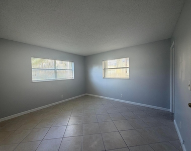9915 Sandalfoot Boulevard - Photo Thumbnail 21