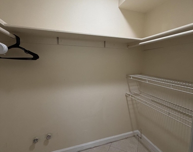 9915 Sandalfoot Boulevard - Photo Thumbnail 16