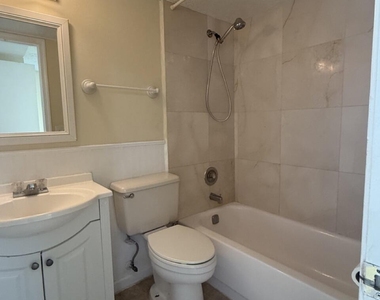 9915 Sandalfoot Boulevard - Photo Thumbnail 9