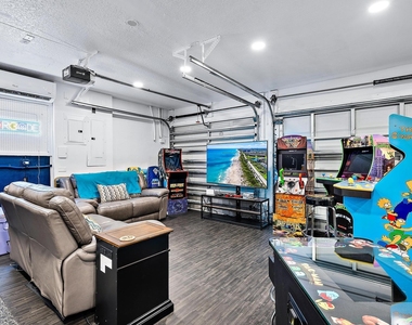 596 N Cypress Drive - Photo Thumbnail 26