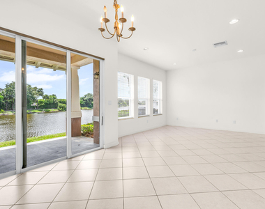 669 Pacific Grove Drive - Photo Thumbnail 9