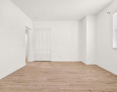 669 Pacific Grove Drive - Photo Thumbnail 15