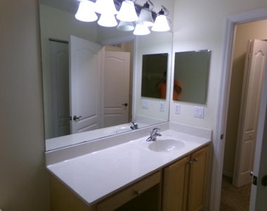 2132 Se Eatonville Drive - Photo Thumbnail 18