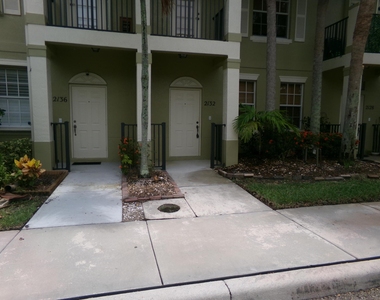 2132 Se Eatonville Drive - Photo Thumbnail 8