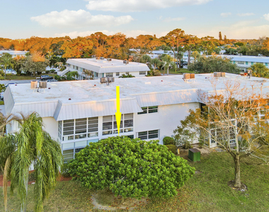 2929 Se Ocean Boulevard - Photo Thumbnail 27