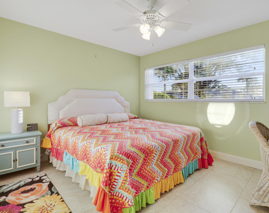 2929 Se Ocean Boulevard - Photo Thumbnail 18
