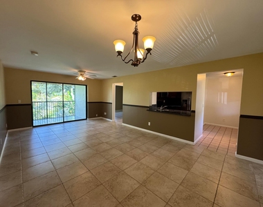 11339 Royal Palm Boulevard - Photo Thumbnail 14