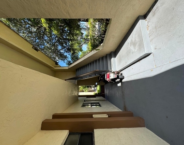 11339 Royal Palm Boulevard - Photo Thumbnail 10