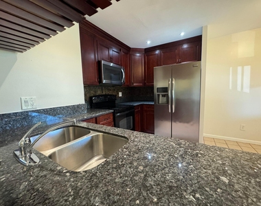 11339 Royal Palm Boulevard - Photo Thumbnail 15